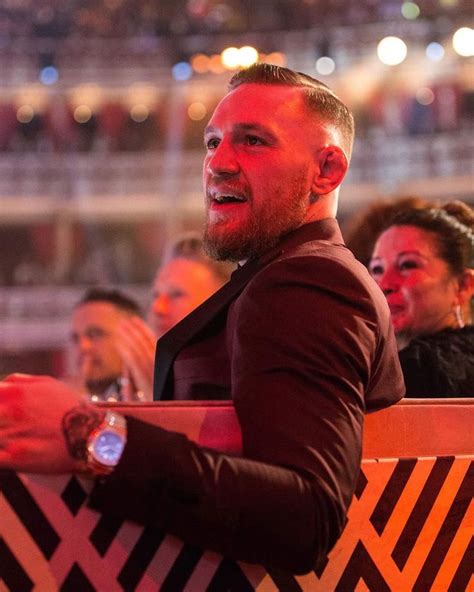 conor mcgregor|Conor McGregor Official (@thenotoriousmma) .